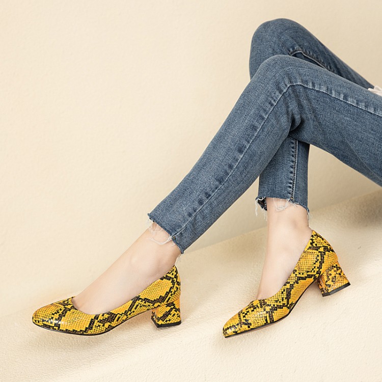 Fashion Flat Shoes with PU Upper and TPR Sole - Image 3