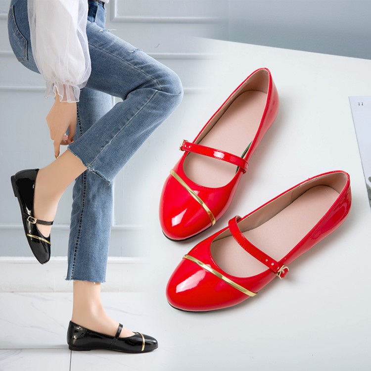 Minimalist Patent PU Flat Shoes with Ankle Strap