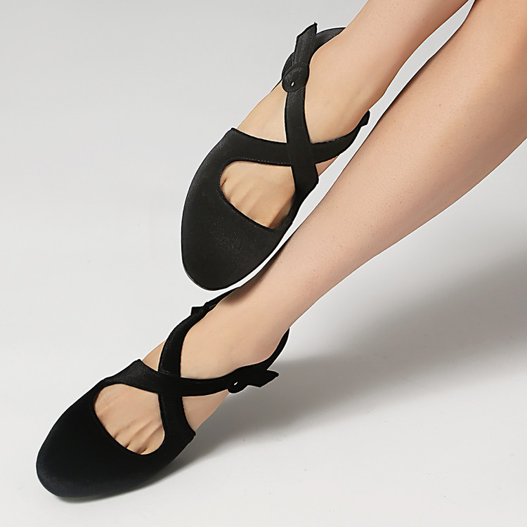 Women's High Heel Closed Toe Sandals - Suede Retro Block Heel - Image 3
